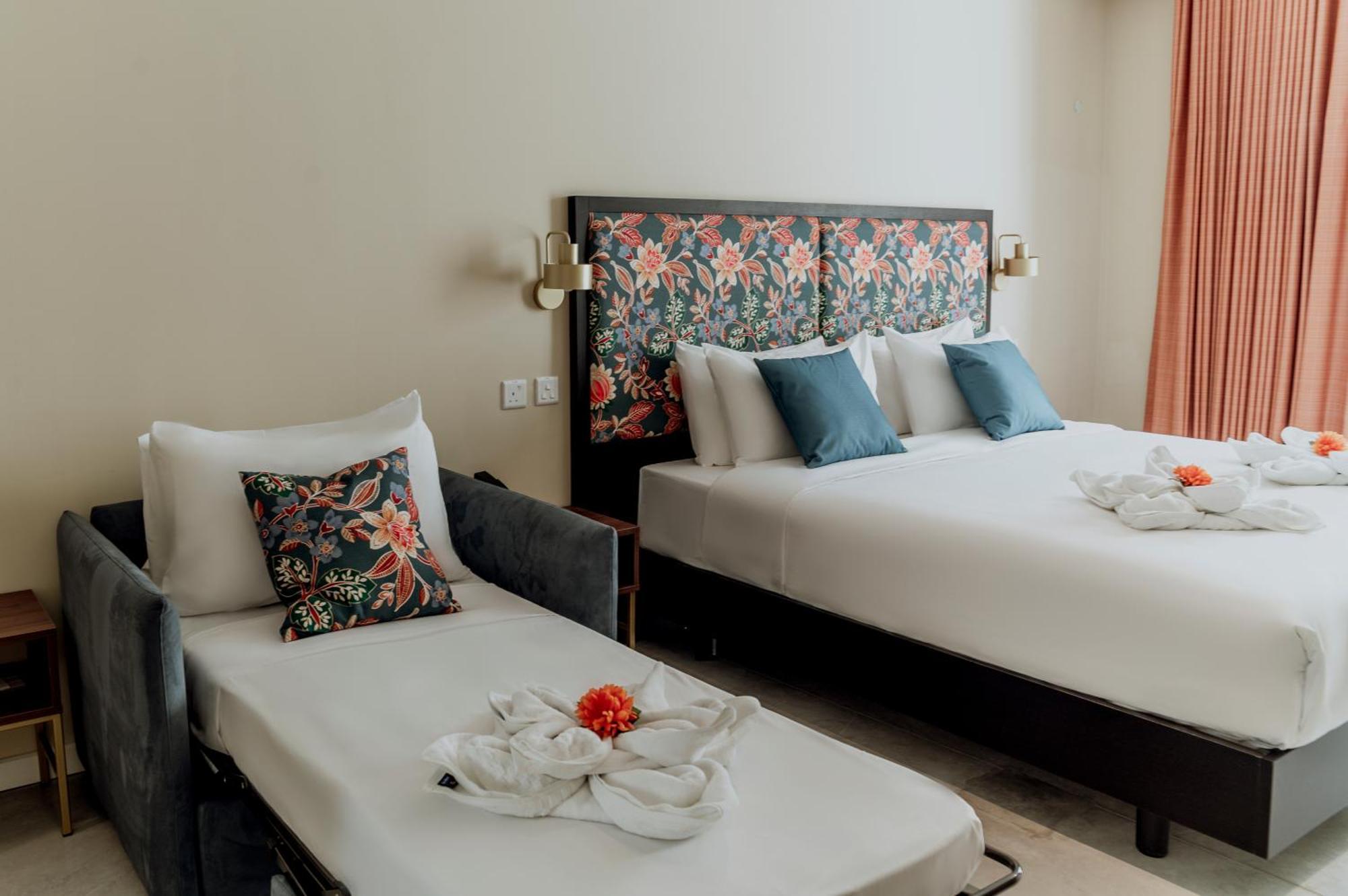 ואלטה King Charles Hotel מראה חיצוני תמונה