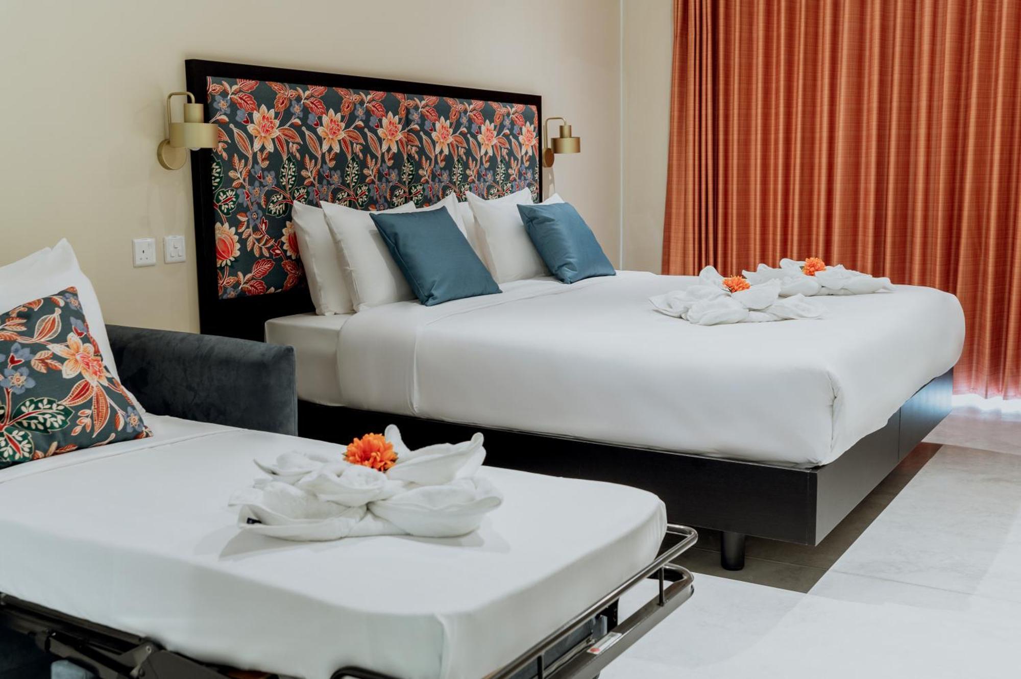 ואלטה King Charles Hotel מראה חיצוני תמונה