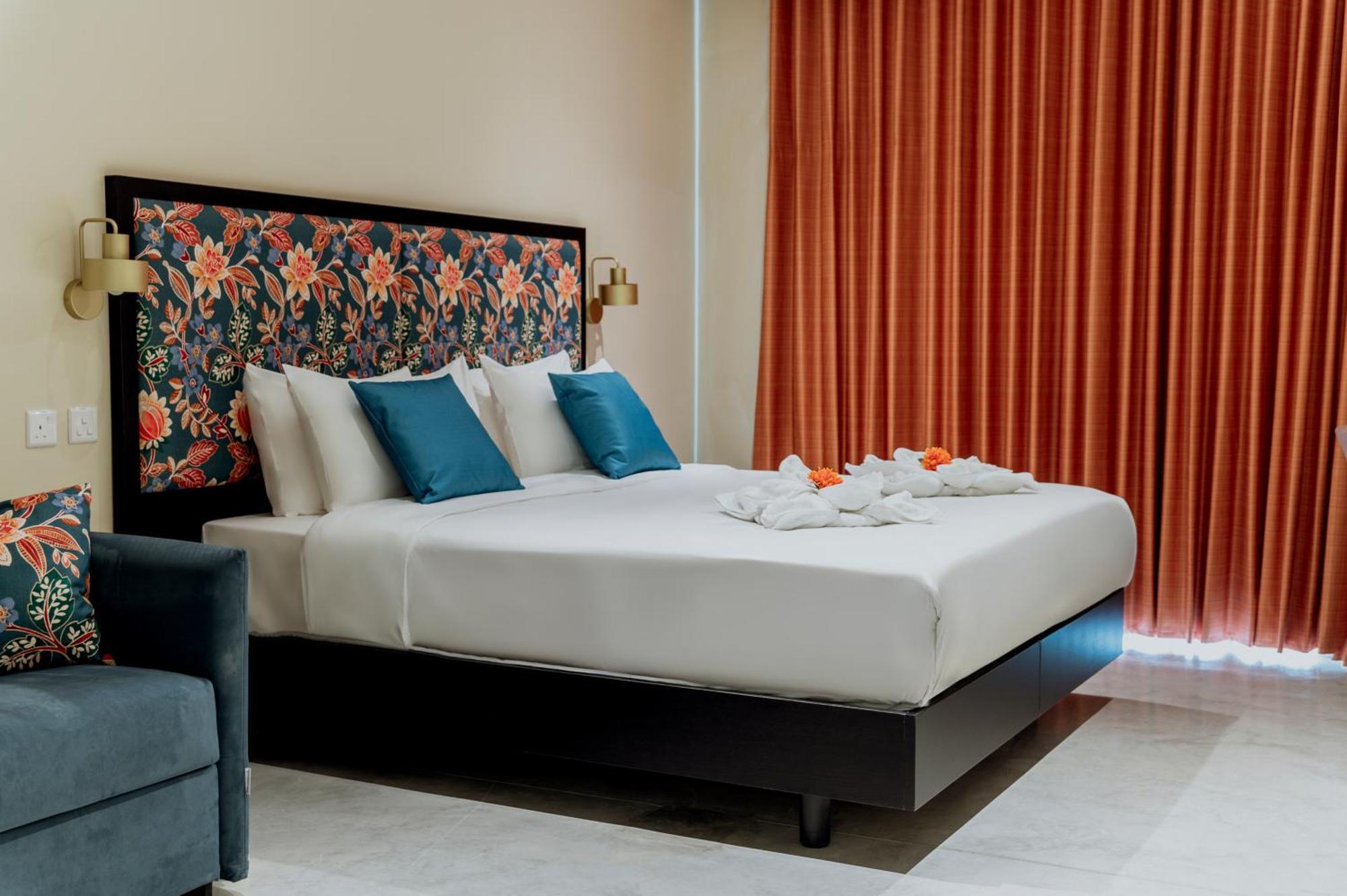 ואלטה King Charles Hotel מראה חיצוני תמונה