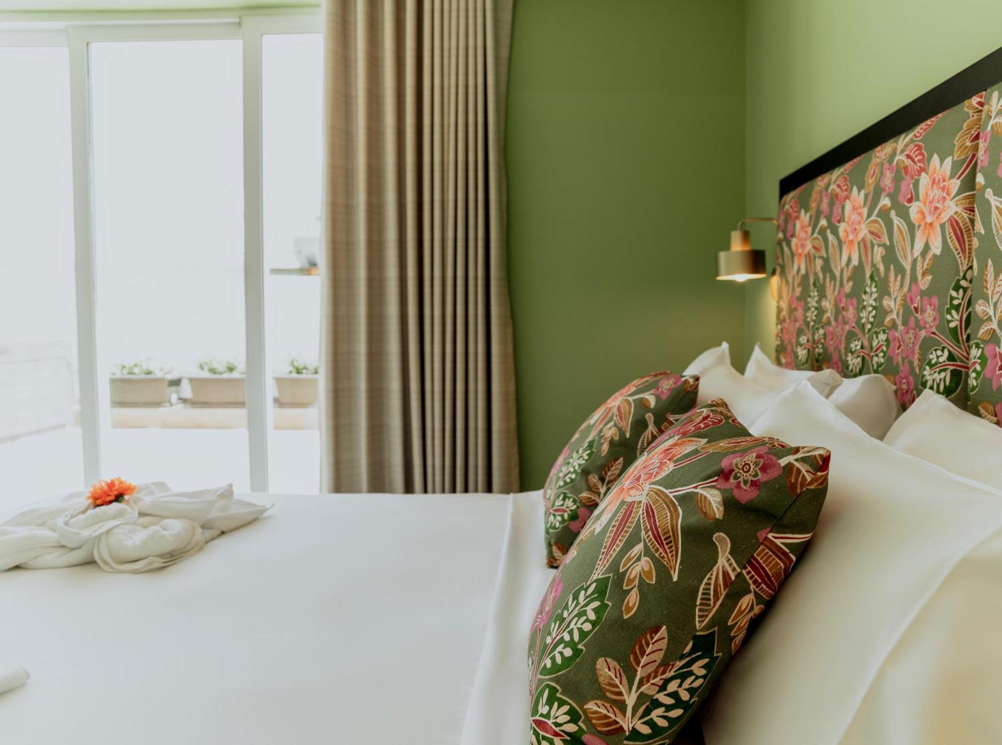 ואלטה King Charles Hotel מראה חיצוני תמונה