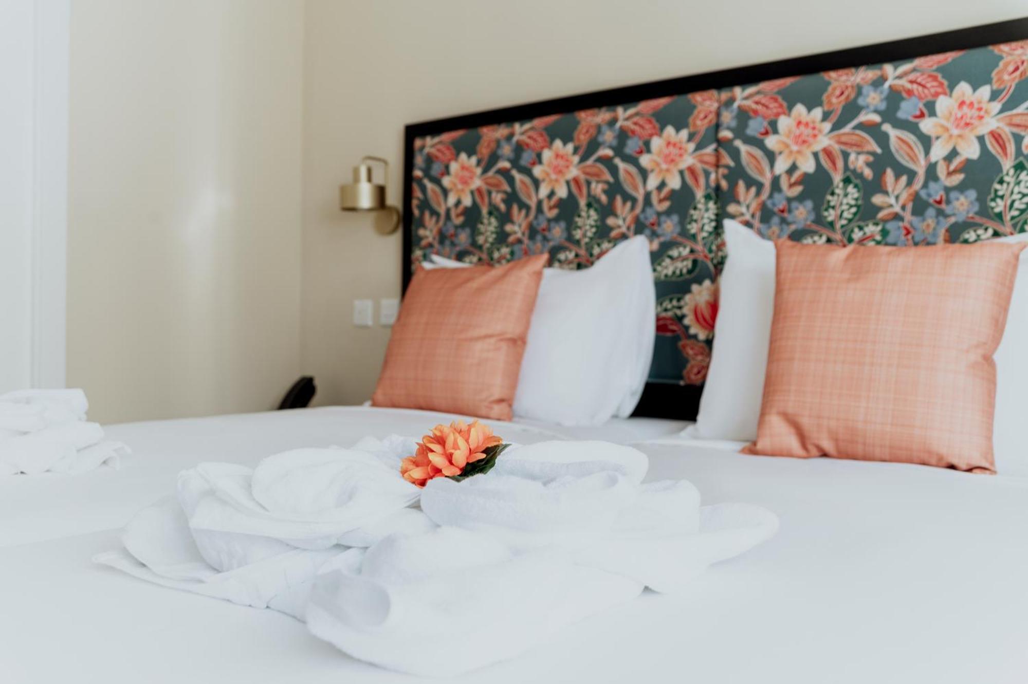 ואלטה King Charles Hotel מראה חיצוני תמונה