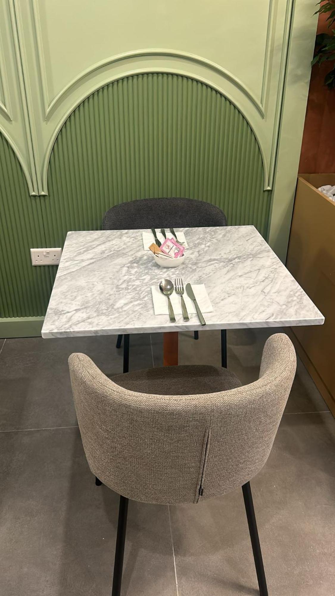 ואלטה King Charles Hotel מראה חיצוני תמונה